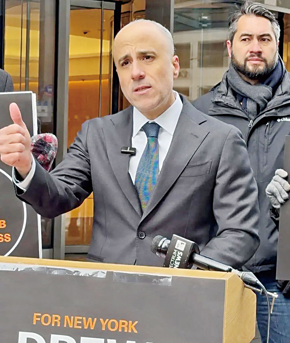 沃肖鍵在非牟利組織「企業社區合夥人」擔任營運長。 Drew Warshaw臉書圖片