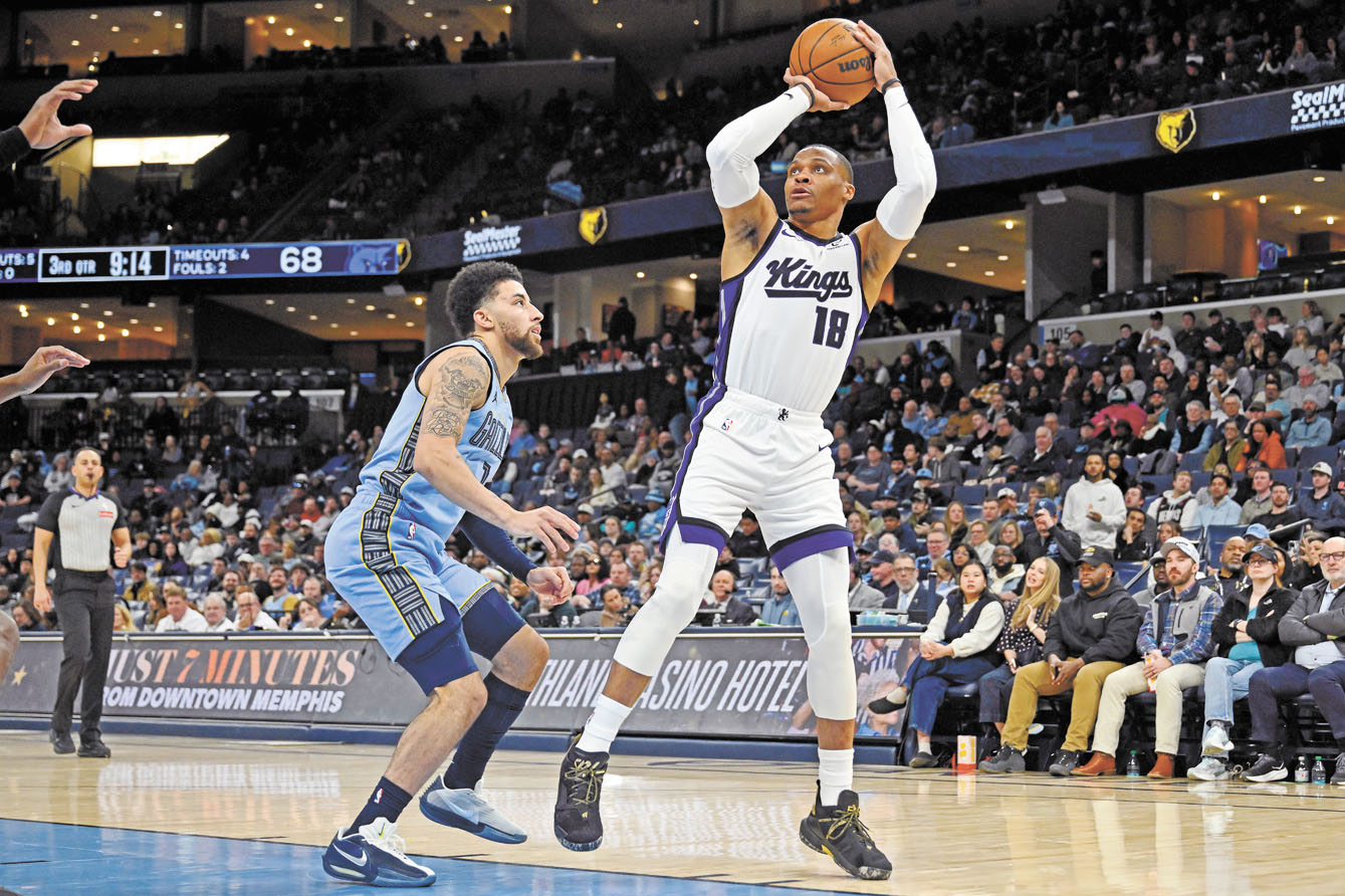 威少對位小皮蓬，處於優勢。美聯社