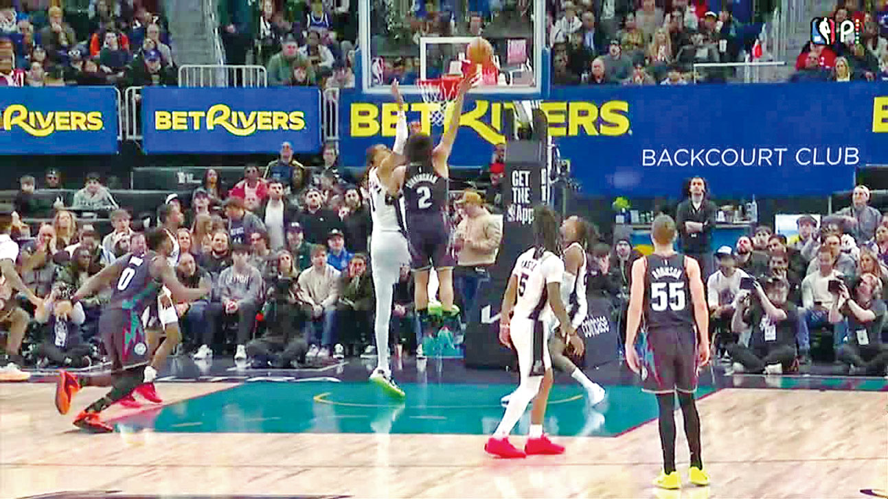 文班亞馬在比賽中封蓋對手,完成壯舉。網上圖片