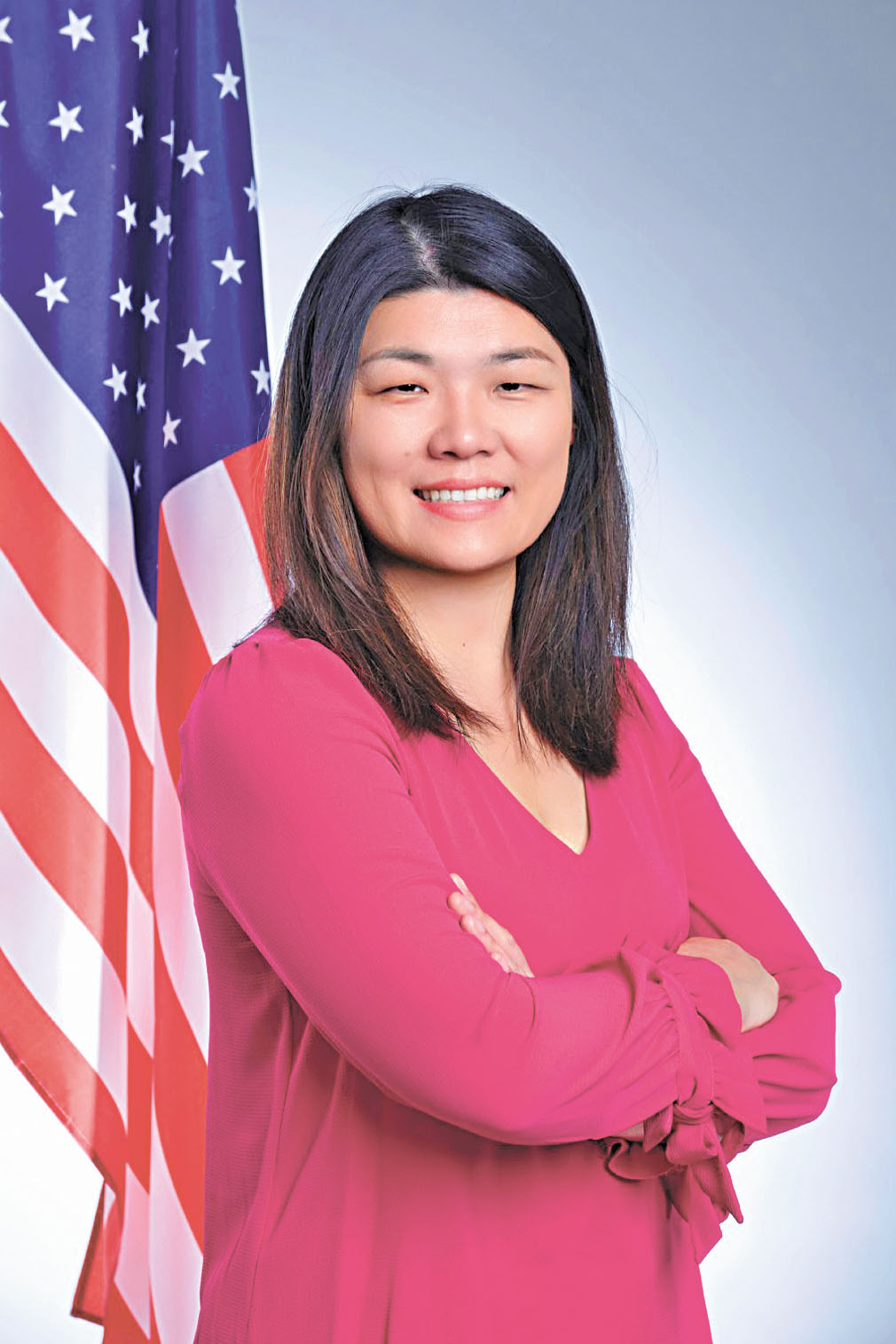 立法發起人之一莊文怡24日贊揚第291號提案通過。莊文怡競選辦公室提供