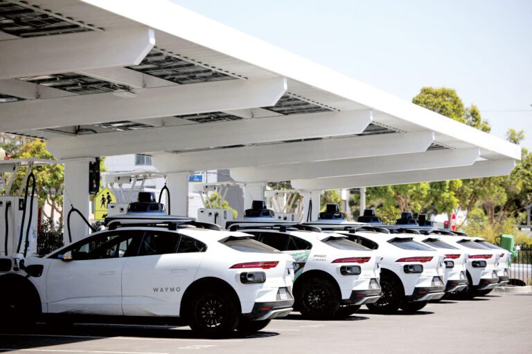 隨著此次多城擴張，Waymo進一步鞏固在北美無人駕駛網約車市場的領先地位。資料圖片