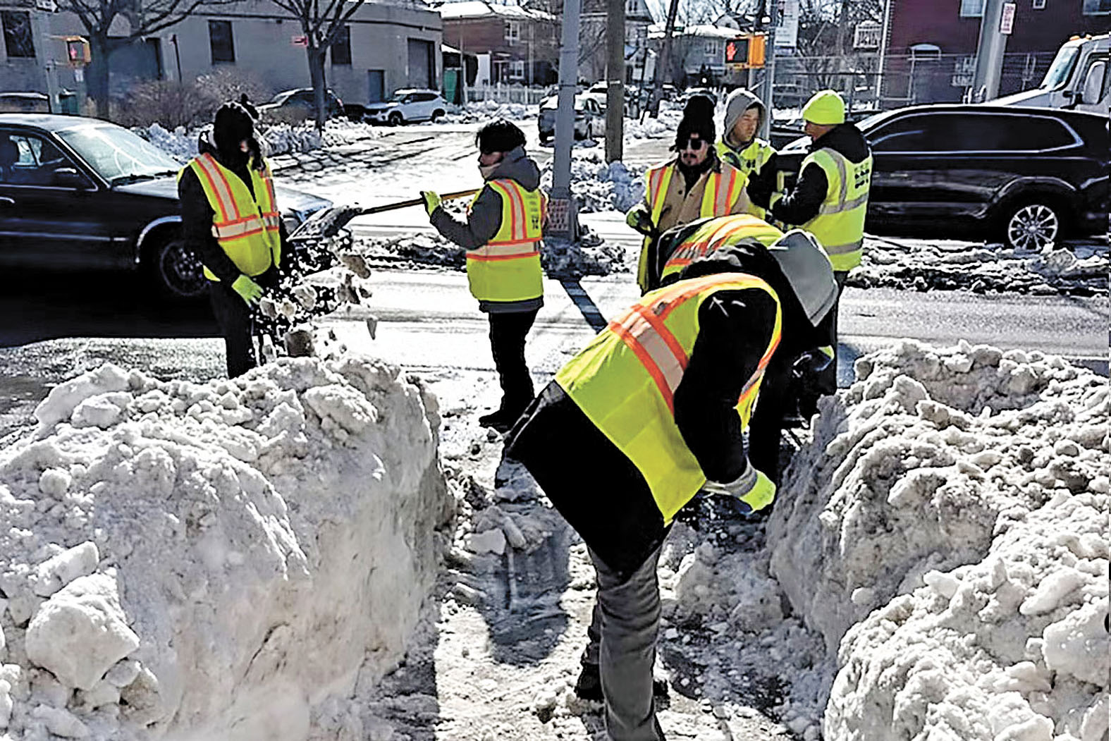 總統特朗普在國情咨文演說中點名批評紐約市緊急鏟雪計劃，稱該項目是「民主黨政策前後不一」的例證。