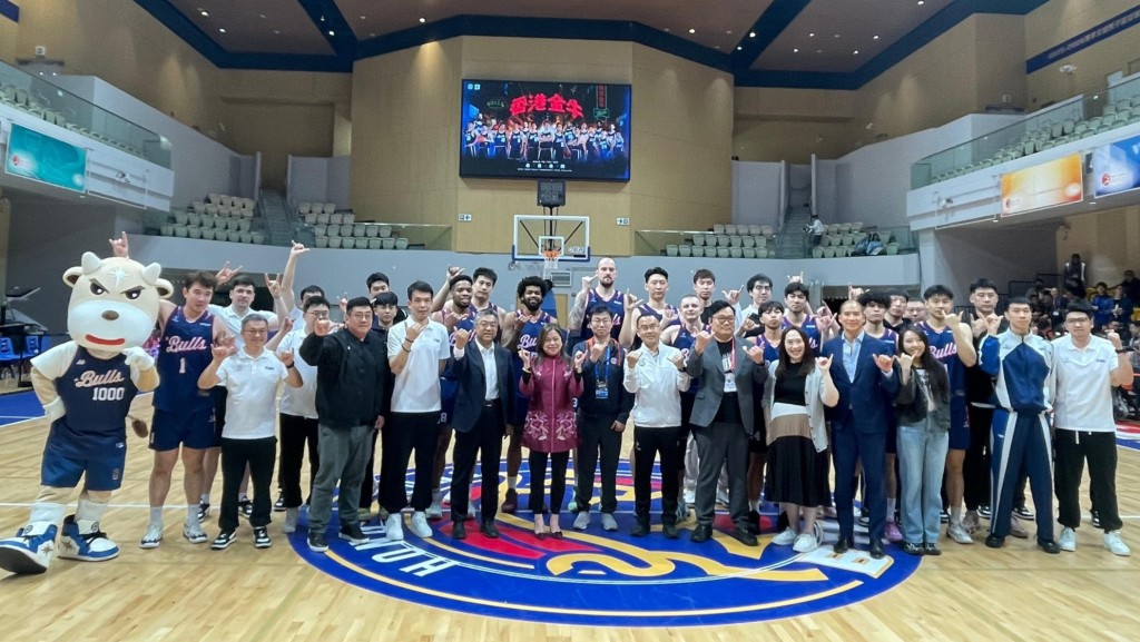 文體旅局局長羅淑佩親臨打氣！香港金牛主場大勝安徽皖江龍