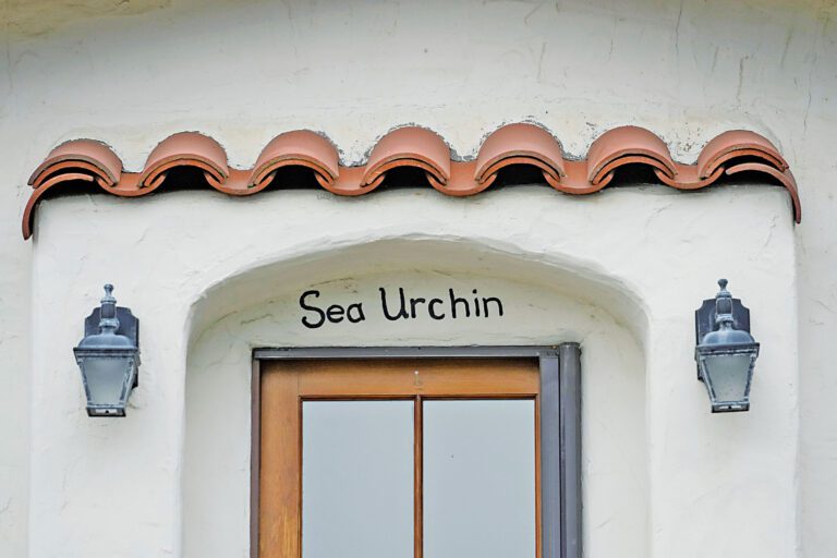 卡邁爾民宅冠有各種名稱，這個百多年來沒有門牌號碼的傳統即將告終。美聯社資料圖片