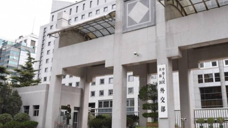 美以聯手對伊朗發動軍事打擊 中方籲立即停止行動