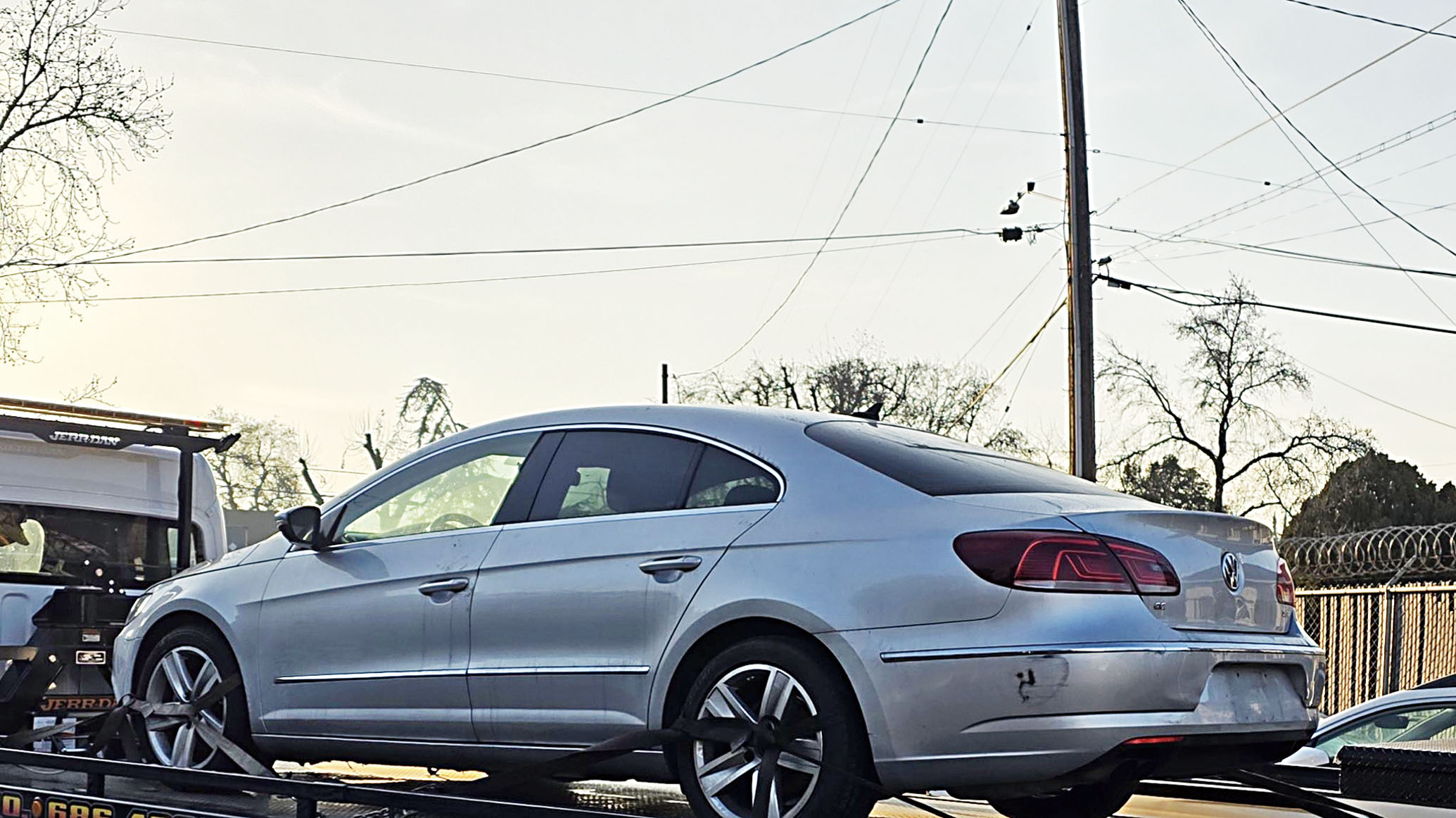 涉案銀色大眾汽車。聖華昆縣縣警局