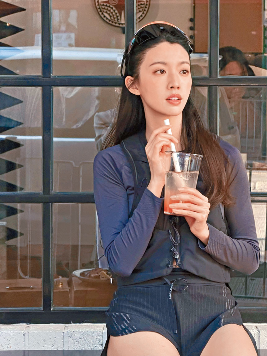 蔡思貝近年工作量大減，經常被傳將約滿離巢。