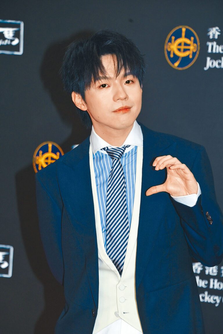 Ian希望可以在Stanley的婚禮上播放他的新歌。