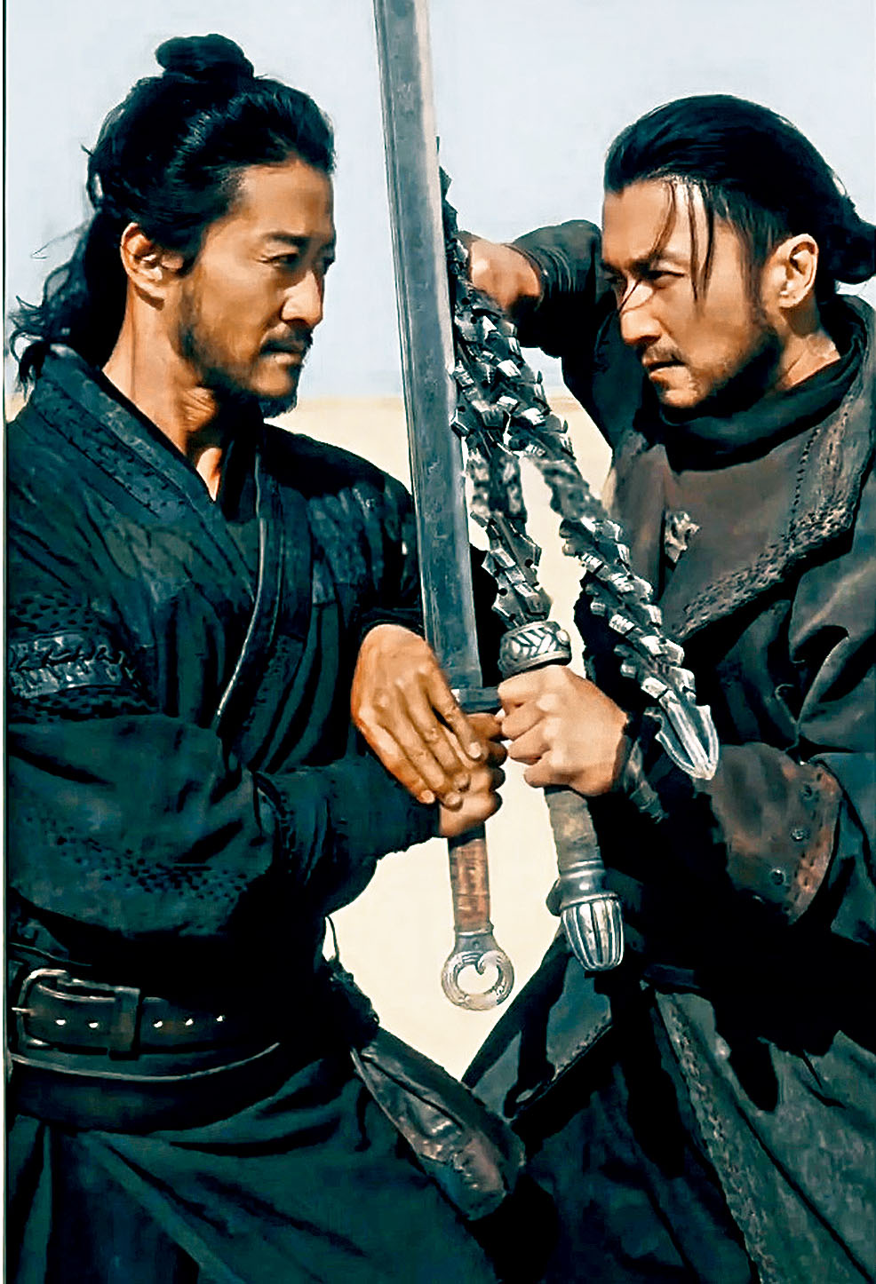 吳京與謝霆鋒在大漠風沙中打鬥連場，武俠迷應該睇到勁high！