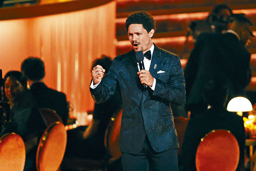 特朗普狠批格林美主持Trevor Noah的格陵蘭及愛潑斯坦言論。