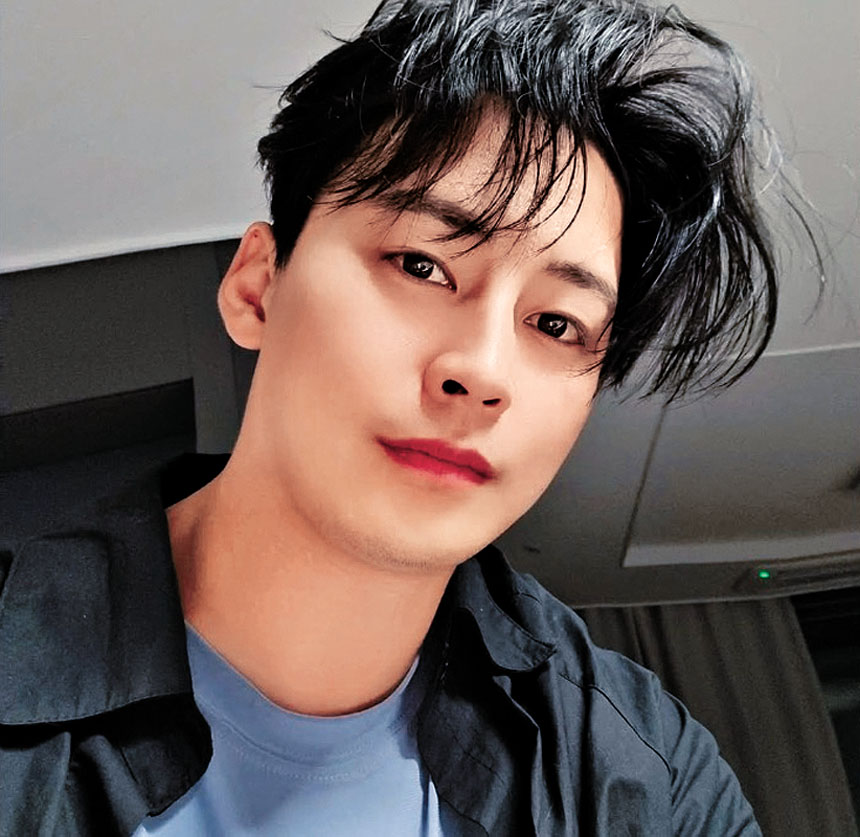 鄭恩宇死前一日曾上載張國榮、Amy Winehouse的照片惹關注。