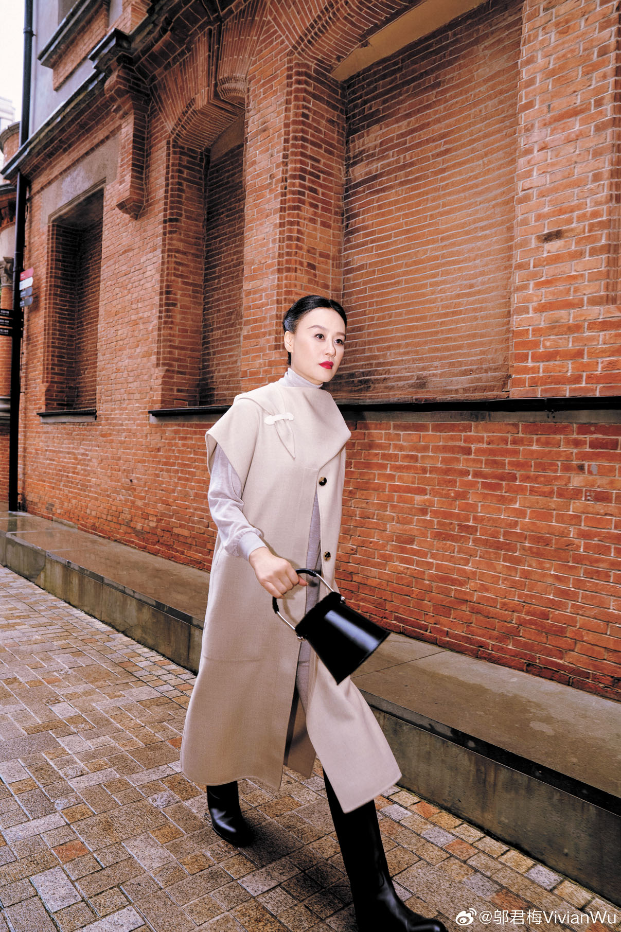 鄔君梅 .c2/c3 鄔君梅與丈夫因戲結識，婚姻維繫了近三十年。網上圖片