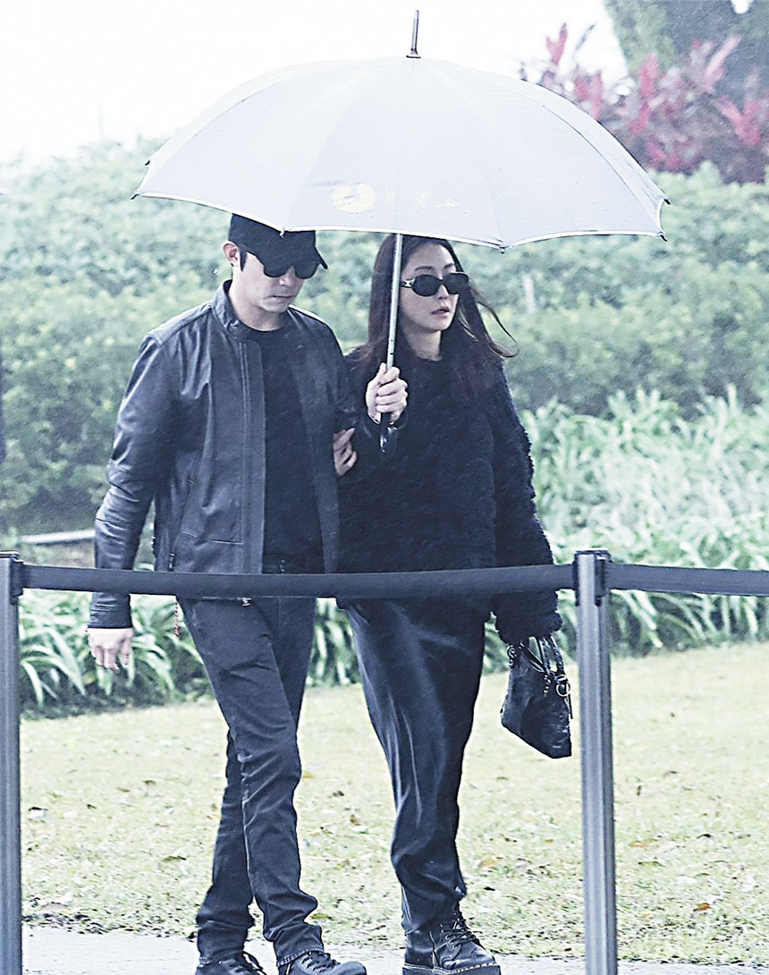 王柏傑（左）、謝欣穎2日一同現身大S追思會。網上圖片