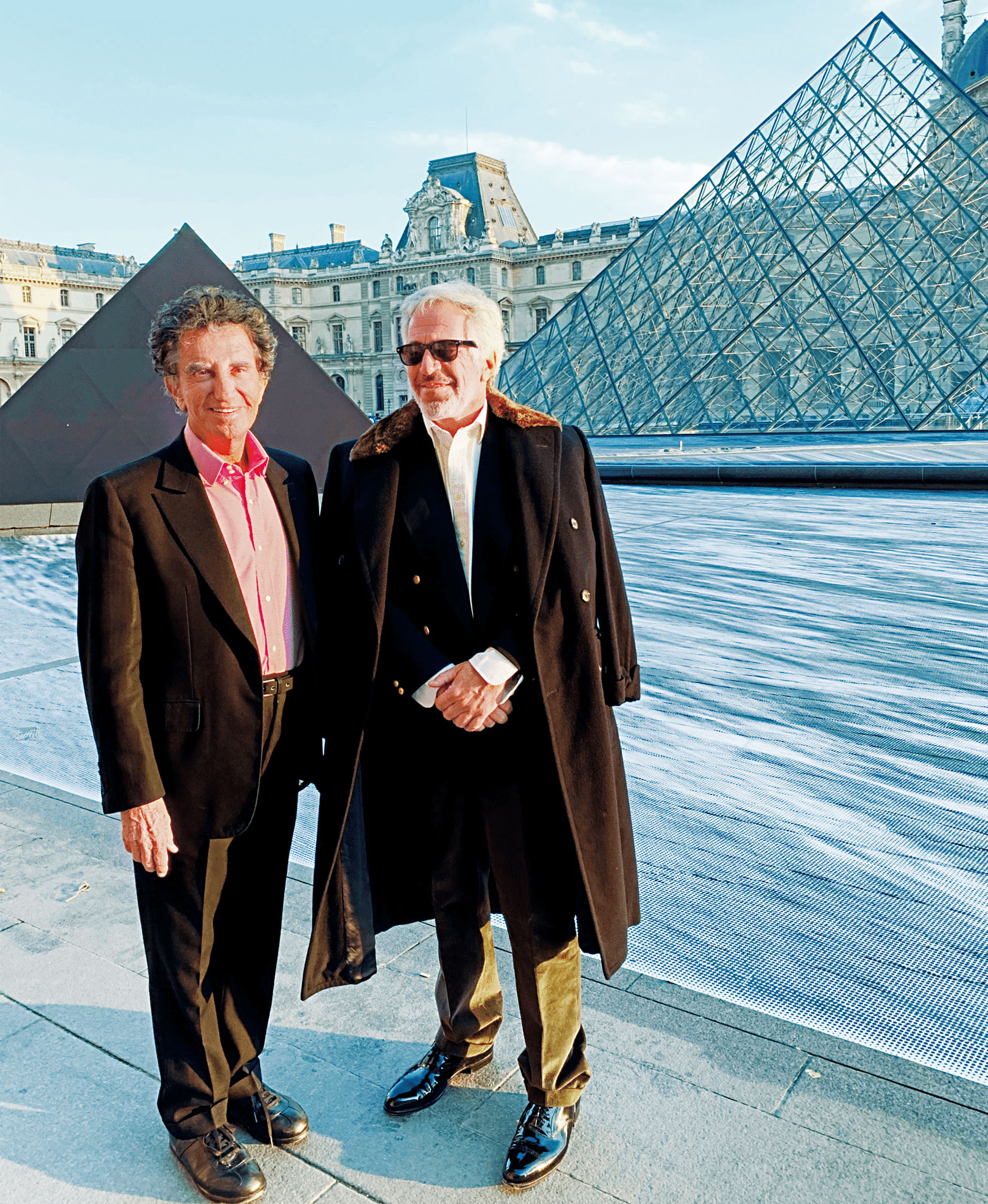 朗格曾長期在法國政府服務，現捲入愛潑斯坦風波受查，美司法部解密檔案包含朗格（左）與愛潑斯坦在盧浮宮前合照。 美聯社