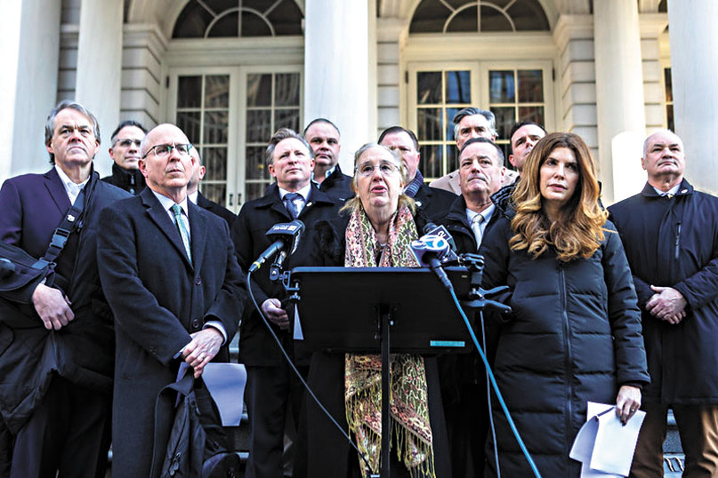 朱曼寧和高步邁發佈最新發現的秘密文件