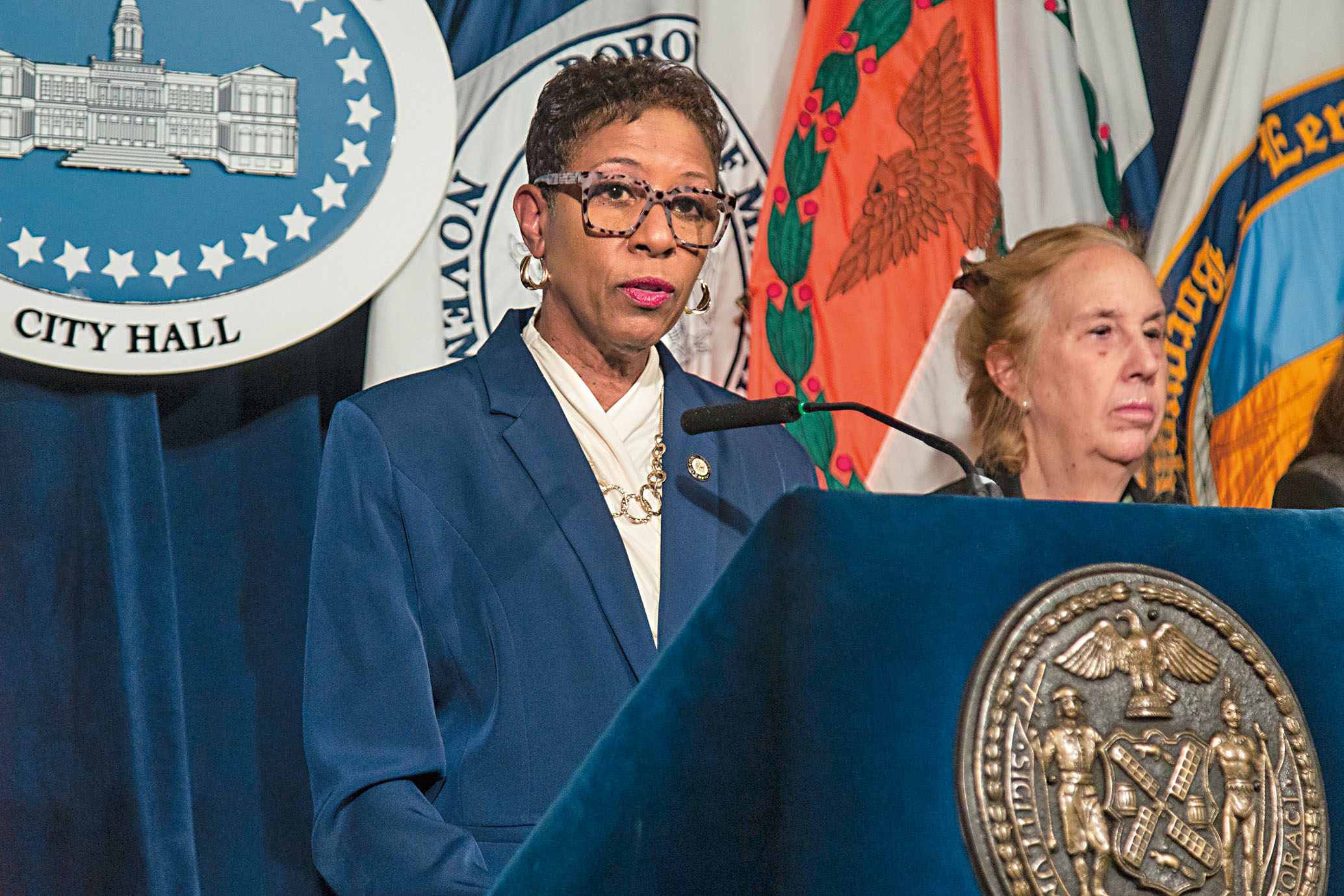 前市議長歐德思被胡楚選為搭檔，將出選副州長職位。