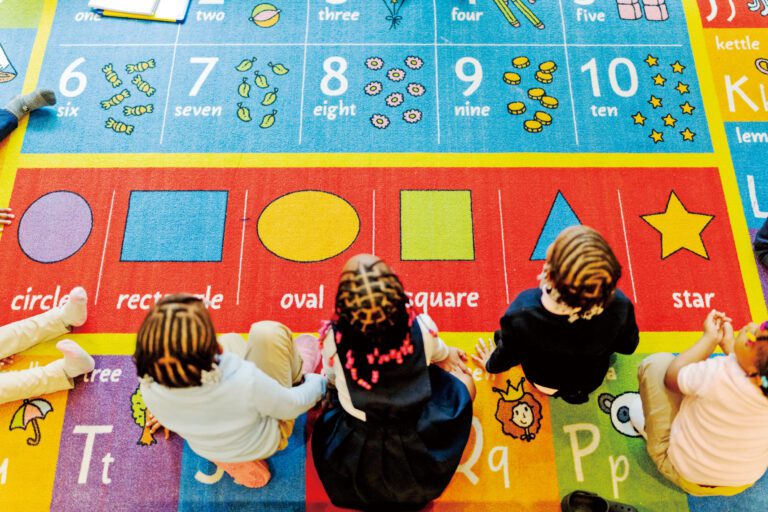 紐約州的托兒中心政策及法規評分，排名遠低於其他人口大州。Elias Williams/紐約時報