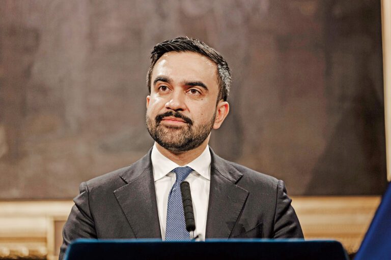 批評者指今次雪災是馬姆達尼上任後處理首個危機的污點。Kent J. Edwards /紐約時報