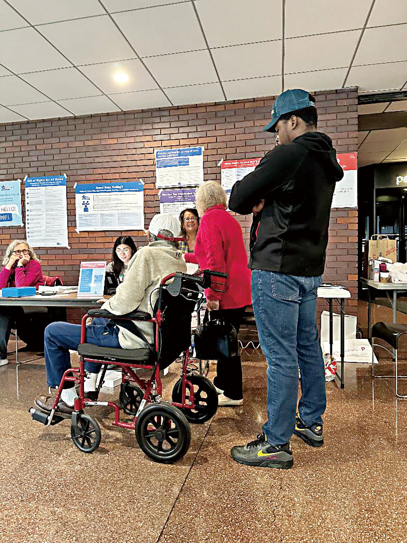 投票是美國注冊選民的權力與責任。本報檔案照\梁敏育攝