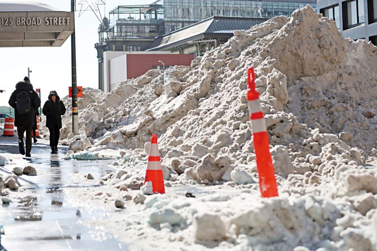 截至6日，全市因寒冷天氣死亡總人數維持在17人。Heather Khalifa/紐約時報