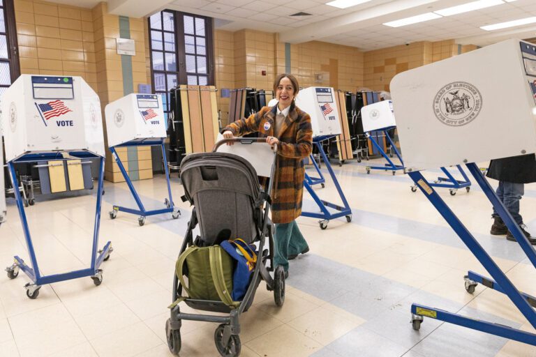 莫雷諾在紐約州眾議會特別選舉中大勝。Jackie Molloy/紐約時報