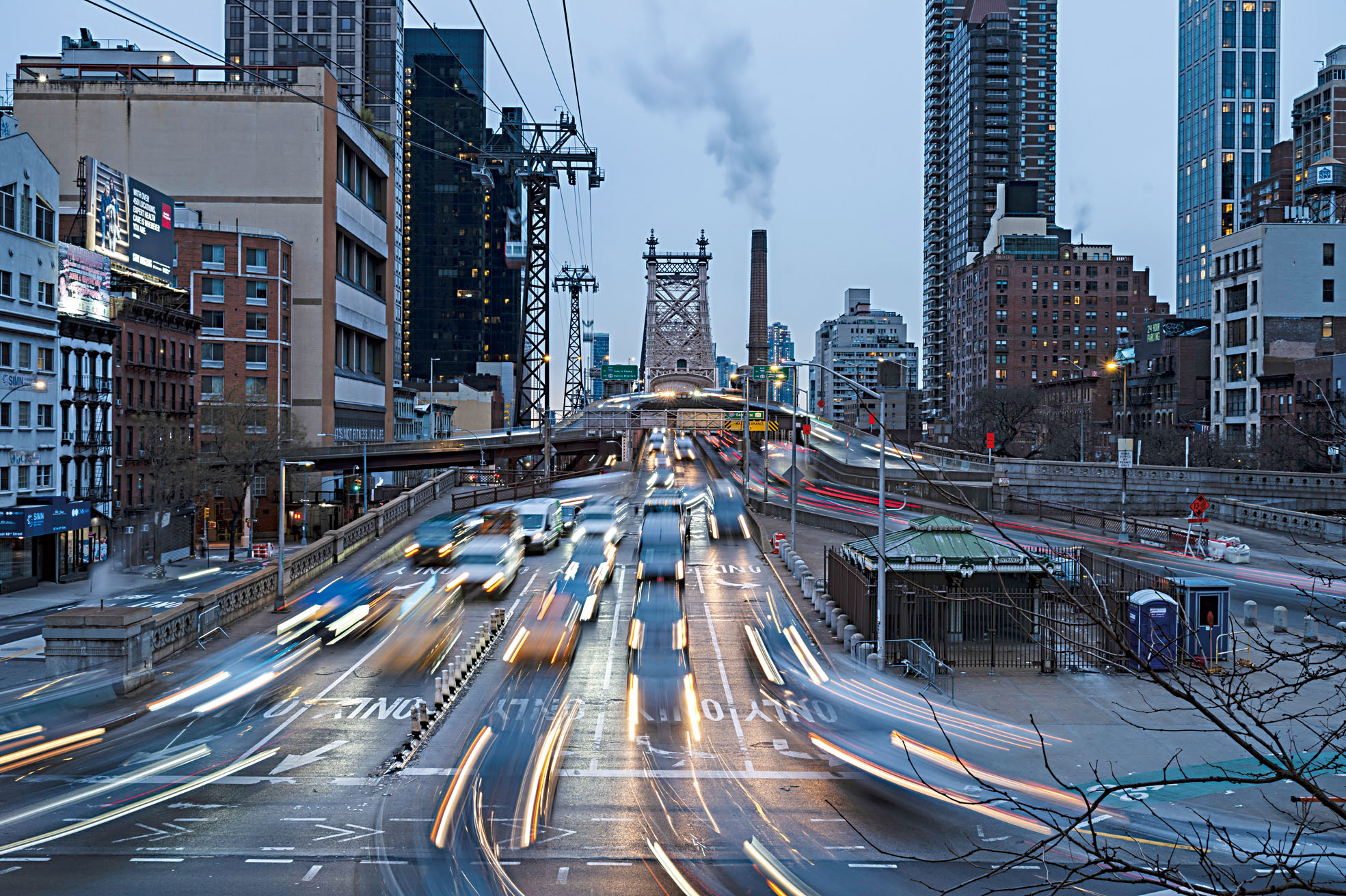 擁堵費計劃在扣除開支後，首年產生了超過5.62億元的淨收入。   Karsten Moran /紐約時報