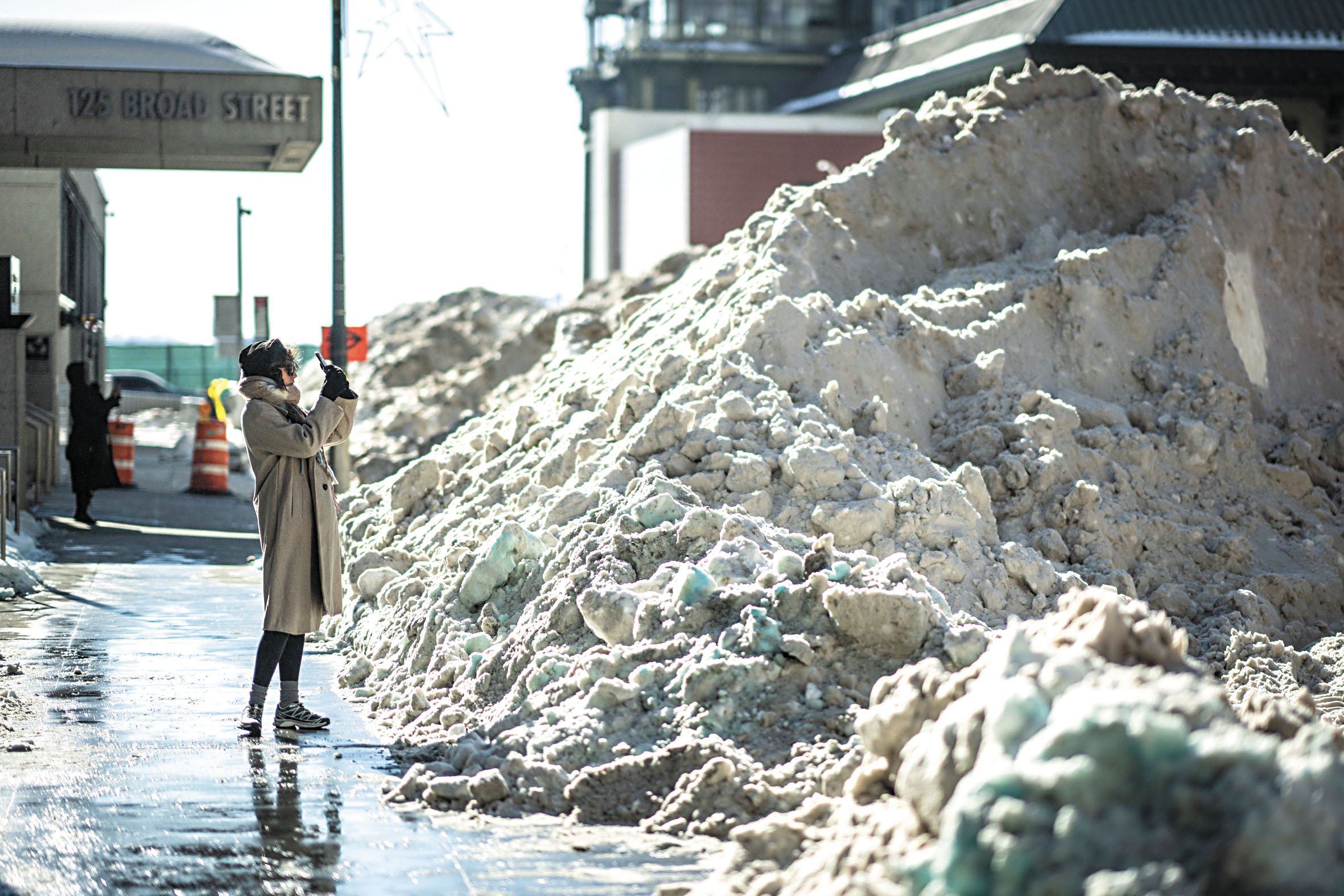 班克斯讚揚市府應對致命寒流的表現達「極高水平」。   市長辦公室Flickr圖片