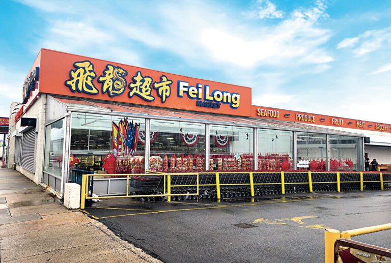 法拉盛飛龍超市物美價廉 辦年貨暢旺全年