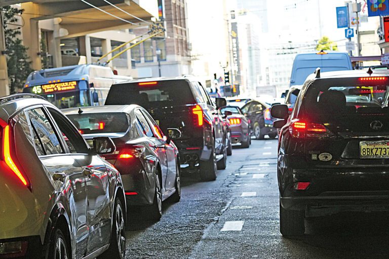 超級盃導致幹道梗塞華埠商家叫苦