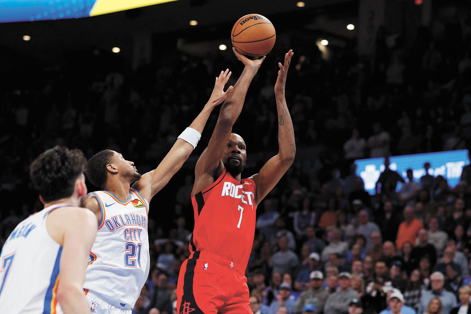 杜蘭特手感一來，雷霆球員根本擋不住他。路透社