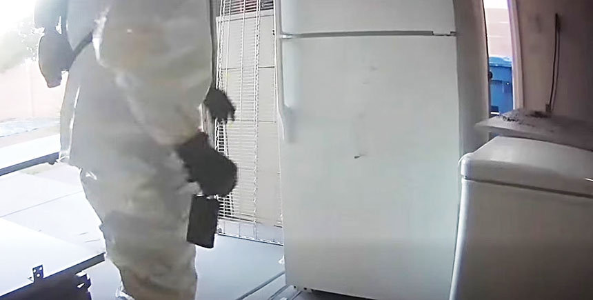 拉斯維加斯警方查獲一處疑似非法生物實驗室內部畫面。拉斯維加斯都會警察局