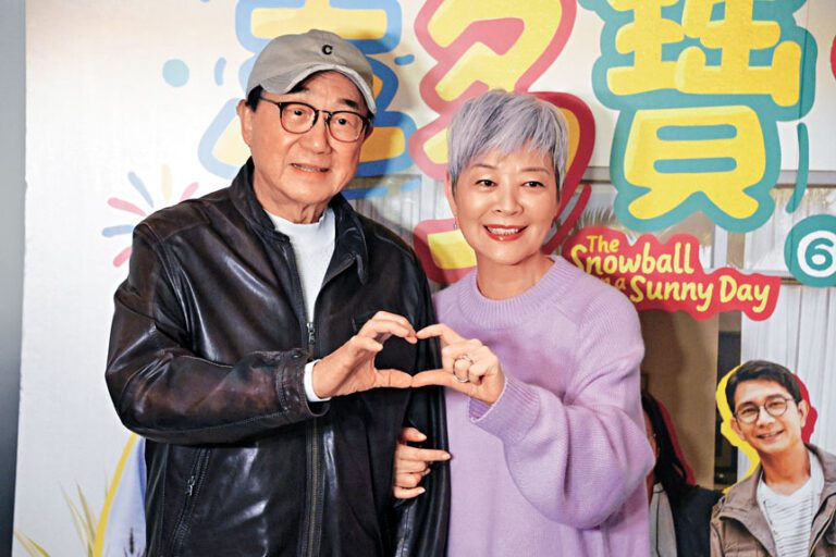 許冠文指「老婆」金燕玲的演技好犀利。