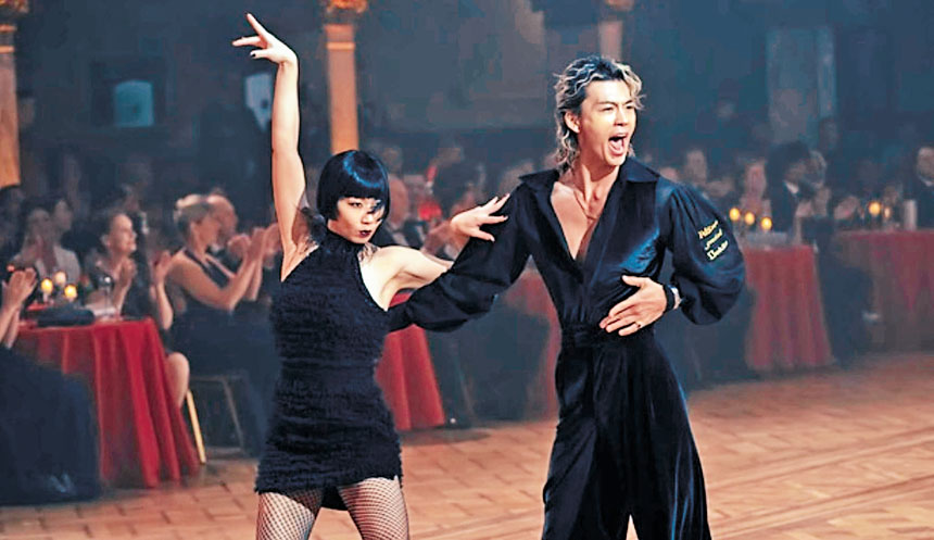 二人在Netflix人氣漫改電影《10DANCE》中，扮演拉丁舞拍檔。