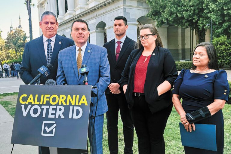 聖地牙哥共和黨州眾議員德馬約積極推動選舉身份證明提案，可望納入今年11月選票。美聯社資料圖片