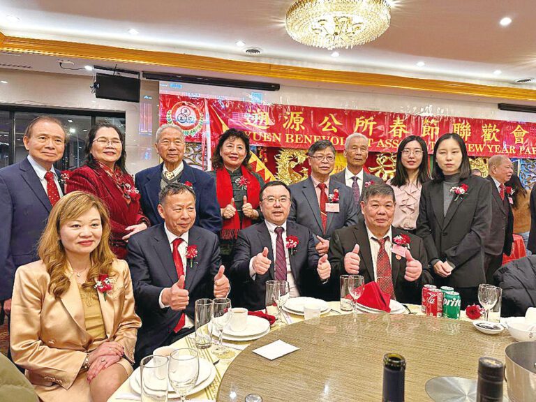 芝城遡源公所舉行馬年春宴，嘉賓滿華庭，場面温馨又歡樂。 梁敏育攝