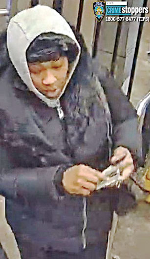 圖為涉案女嫌。NYPD