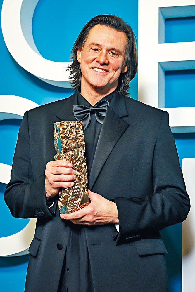 占爺對於克隆人陰謀論,感到忍無可忍,最終透過發言人出面澄清。