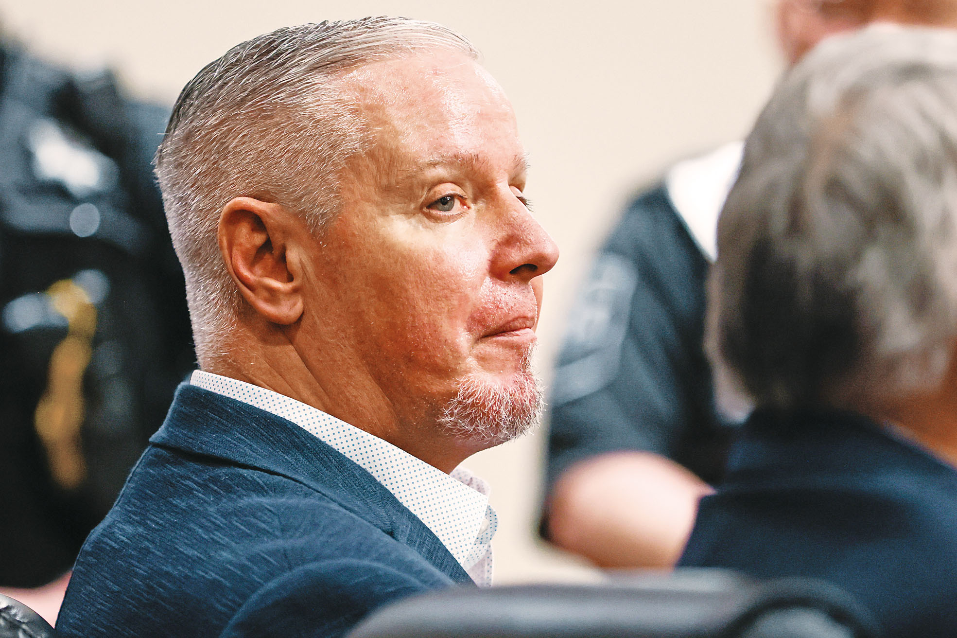 喬治亞州巴羅縣法院陪審團裁定阿帕拉契高中槍擊案兇嫌之父格雷（Colin Gray）二級謀殺及過失殺人罪名成立。美聯社