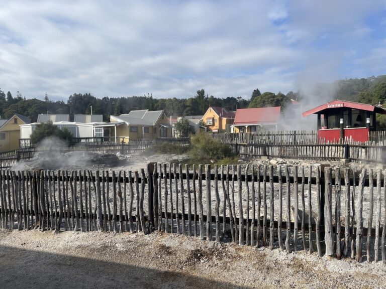 新西蘭研究以地底超高溫熱水取代石油及天然氣供電