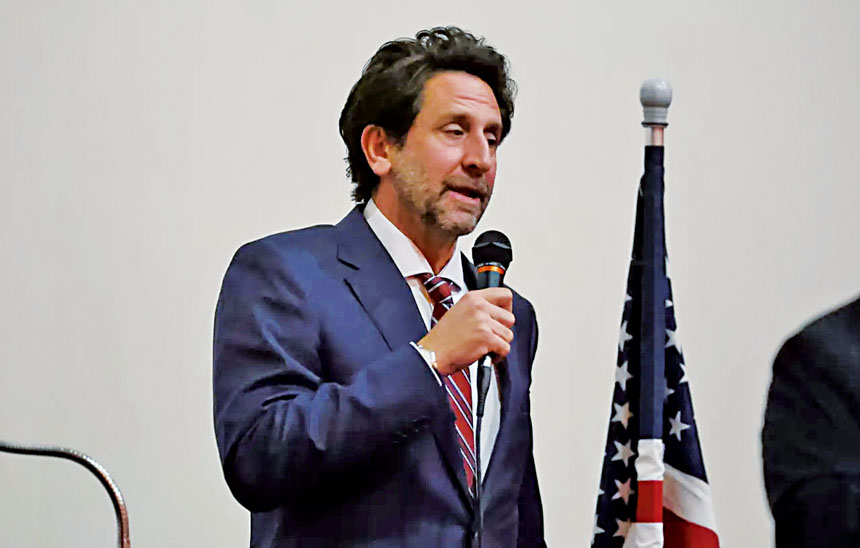 共和黨審計官候選人︰律師布萊恩·德魯。