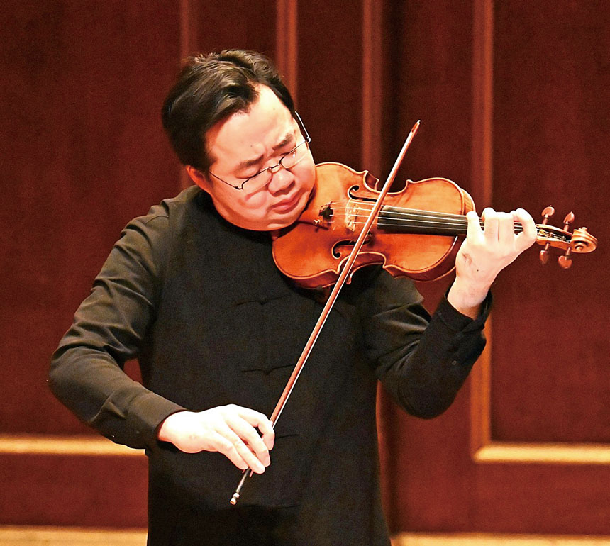 寧峰在演奏中。 主辦方提供