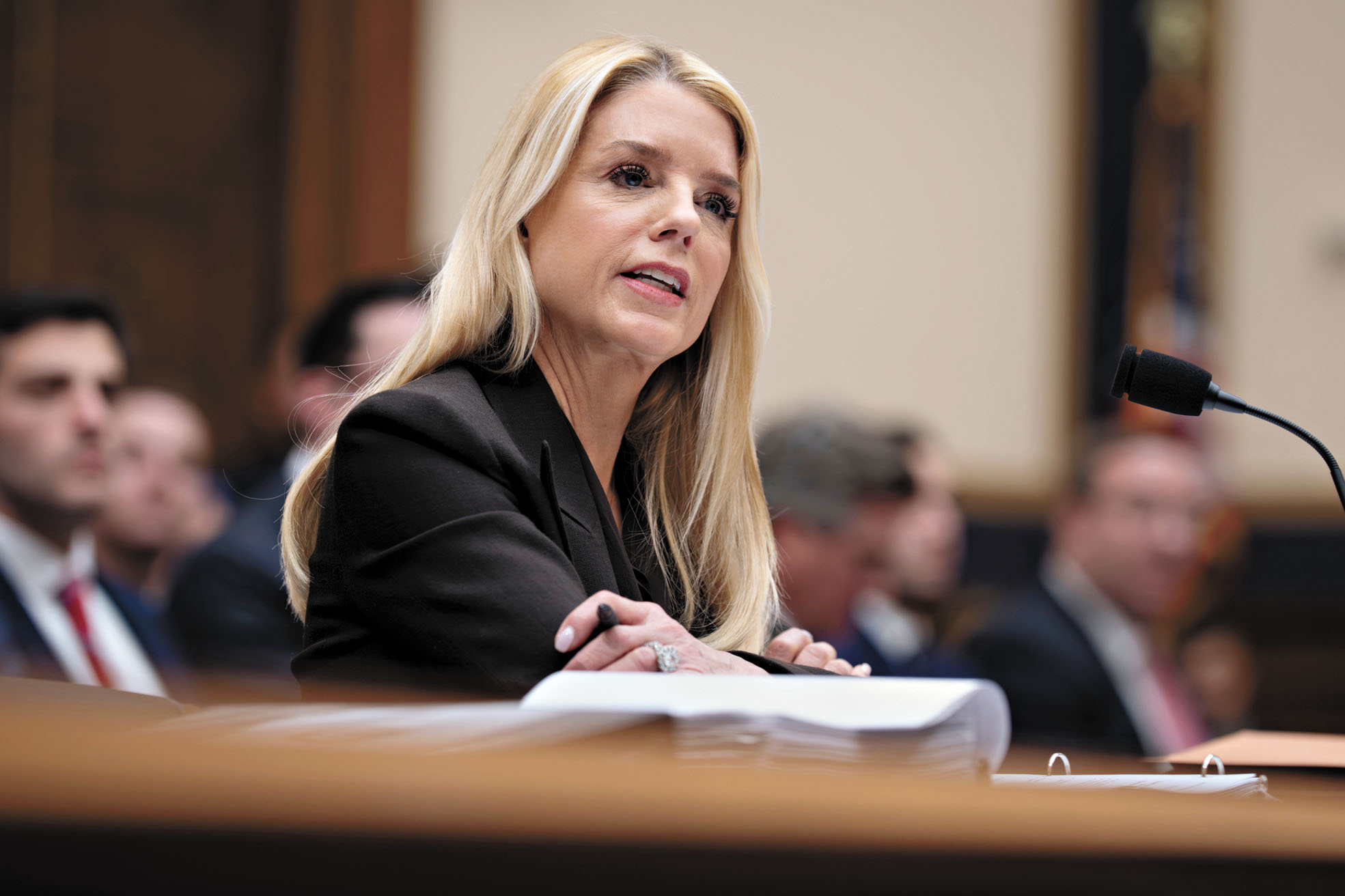 眾院監督委員會4日決定發傳票要求司法部長邦迪（如圖）就處理淫魔愛潑斯坦檔案一事接受質詢。美聯社