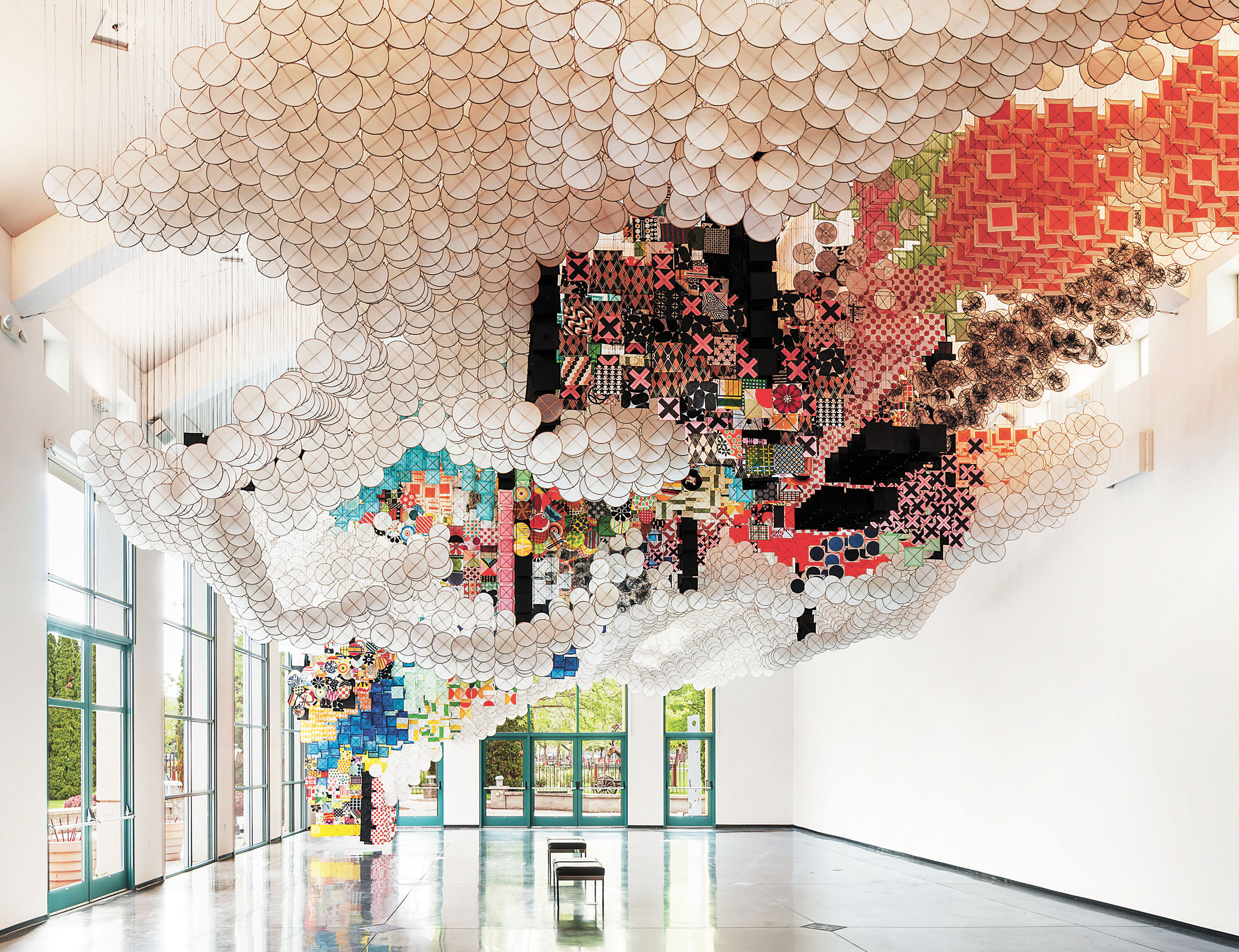 大型裝置作品《巨型拱門》（Giant Arc）將於今年8月22日展出。三藩市現代美術館