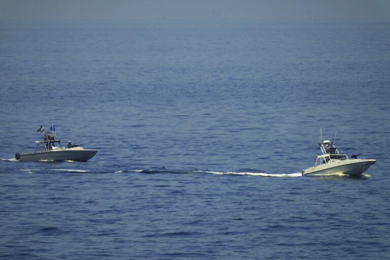 伊朗封鎖霍爾木茲海峽，全球肥料鏈斷裂恐引爆新一輪糧食危機