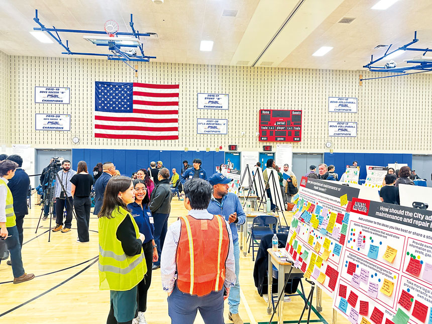 租屋剝削聽證會。