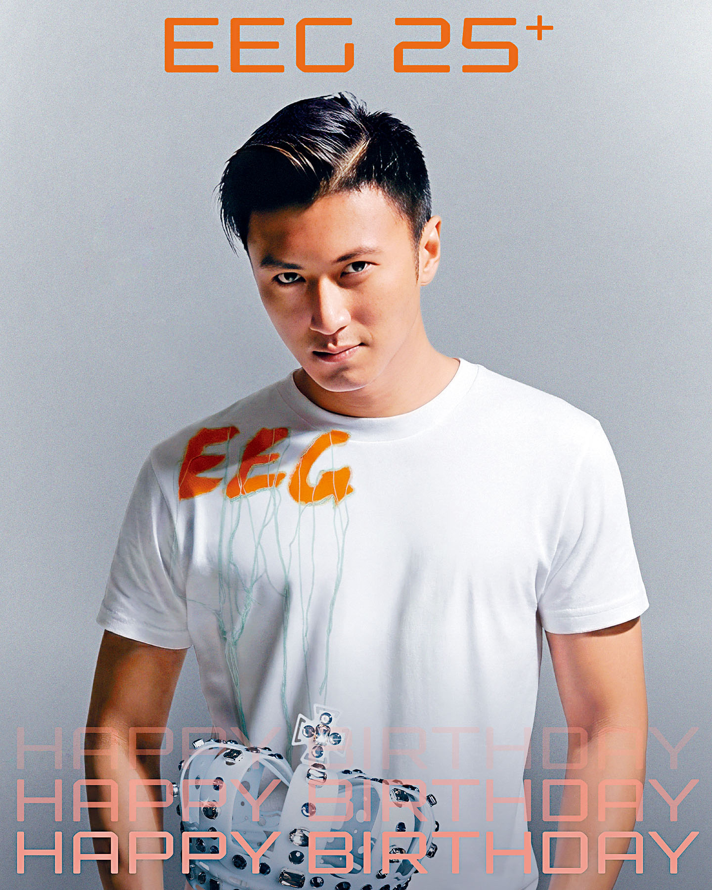 霆鋒型爆打頭陣，亮相首批宣傳照片。