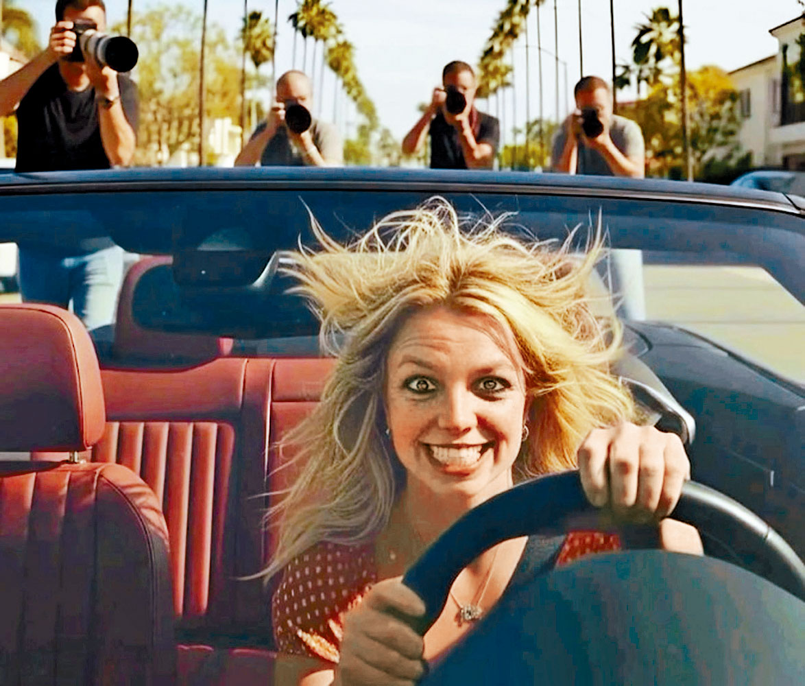 去年10月Britney曾在喝醉後駕車，並險將友人捲入車底，當時有人用AI偽造她瘋狂駕駛的圖片。