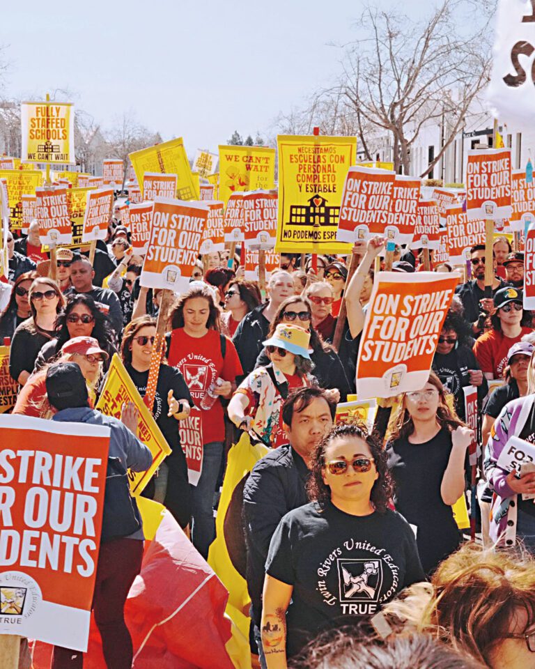 沙加緬度雙河校區教師工會首次罷工
