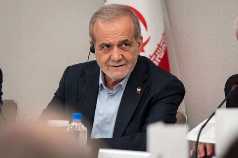 ​​伊朗總統釋放停火信號後再射導彈 特朗普威脅將「徹底摧毀」