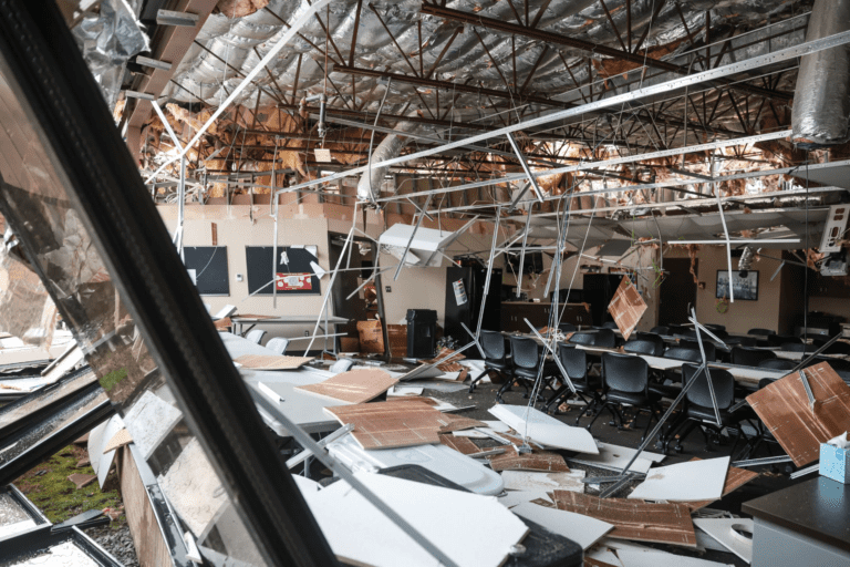 龍捲風襲擊美國中西部 密西根州與俄克拉荷馬州共6人死亡